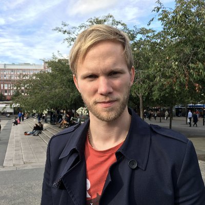 twitter profile pic of a web developer I know